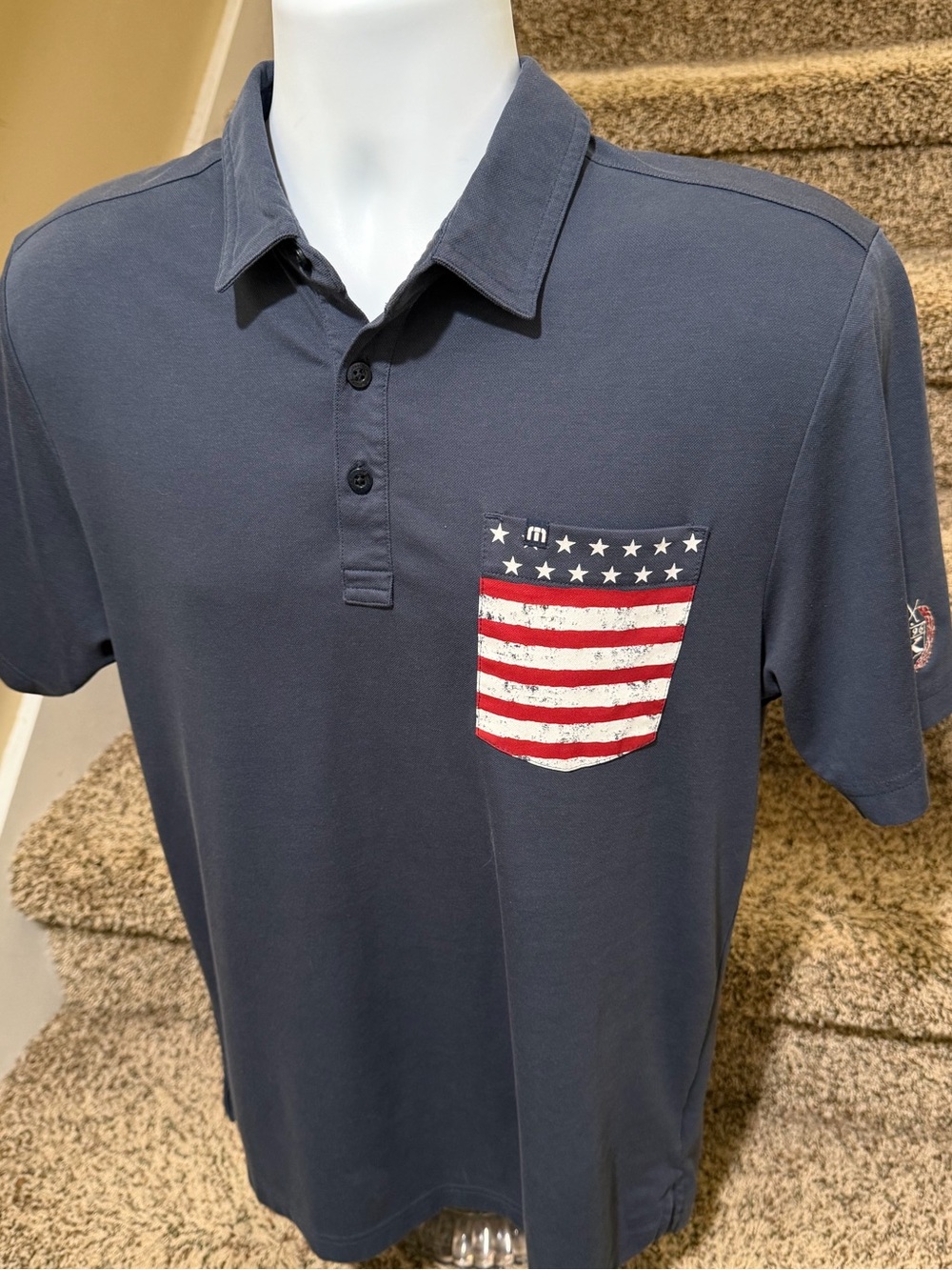 USA - Travis Mathew lightweight wicking men’s casual golf ⛳️ polo shirt - M